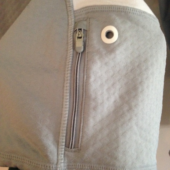 Athleta Gray and White Long Sleeve Athletic Top - Picture 3 of 10